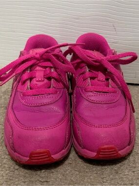Nike Kids Hot Pink Lace-Up Sneakers